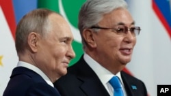 Ресей президенті Владимир Путин мен Қазақстан президенті Қасым-Жомарт Тоқаев.