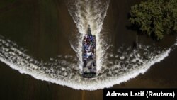 Эвакуацыя падчас урагану Гарві ў Порт-Артуры. 31 жніўня, Тэхас, ЗША.