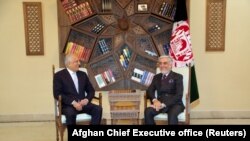 Залмай Халилзад жана Абдулла Абдулла. Кабул, 27-октябрь, 2019-жыл.