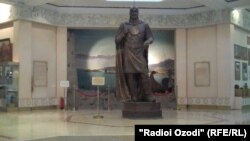 Пайкараи Темурмалик дар осорхонаи Хуҷанд