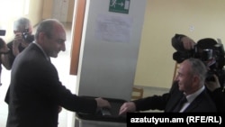 Бако Саакян (слева), 3 мая 2015 г.