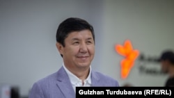 Темир Сариев.