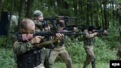 Украина -- Донецкехь Iаморашкахь ю "Восток" батальон, 1Ман2014