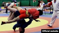 Кыргызстандык самбо спорт чебери  Абдыназар Купуев Москвада өткөн мелдеште коло байге утуп алды.