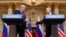 Дональд Трамп и Владимир Путин на саммите в Хельсинки, 16 июля 2018 года