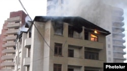 Пожар на проспекте Комитаса в Ереване