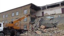 На Київщині обвалилася частина школи (відео)