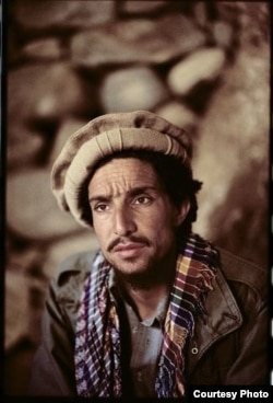 عکسی از کتاب «رضا، جنگ + صلح»