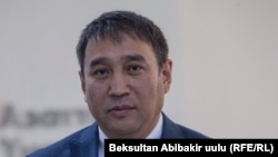 Рахат Сулайманов.