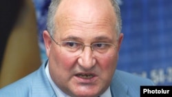 Самвел Никоян