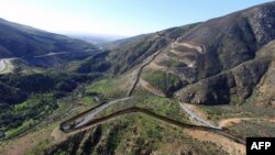 Пограничная стена уже выстроена на участках границы мексикано-американской границы