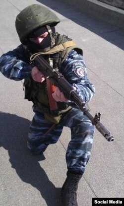 Фәнис Хәсәншин Украина "Беркут"ы киемендә