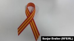 Кыргызстанда соңку эки жылдан бери колдонулуп келаткан "Жеңиш тасмасы"