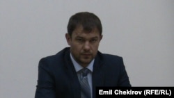 Кыргызстандын футбол боюнча улуттук курамасынын башкы машыктыруучусу Александр Крестинин. 21-октябрь, 2014-ж.