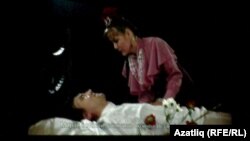 “Күк капусы ачылганда” фильмыннан күренеш