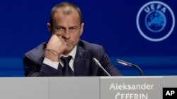 Президент УЄФА Александер Чеферін (на фото) вважає малоймовірним повернення російських команд до завершення війнив Україні