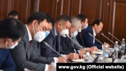 Сотрудники аппарата правительства. Иллюстративное фото. 

 