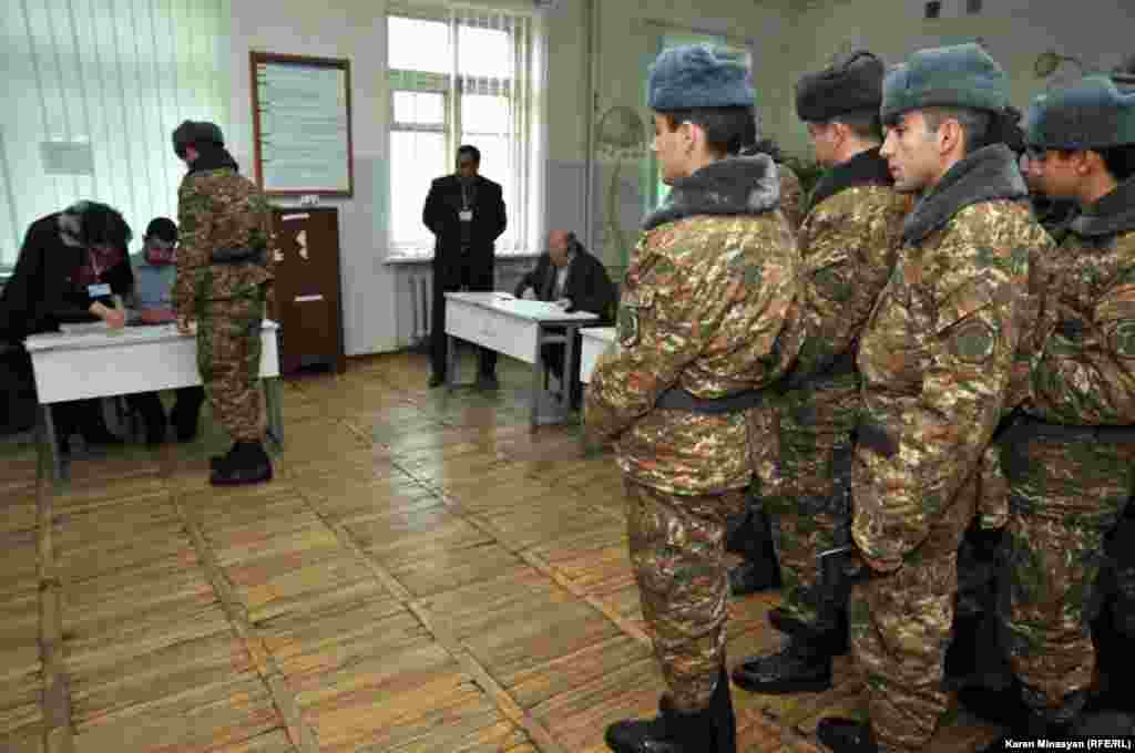 Armenia -- Presidential elections, 18Feb2013