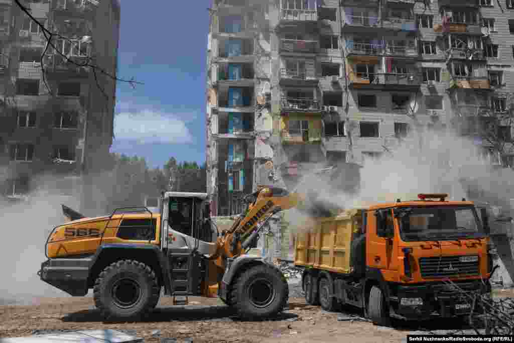 Пошуково-рятувальні роботи завершились, повідомили в ОГП. Київ, Солом'янський район, 18 червня 2025 року.У Києві й області 18 червня оголошено Днем жалоби