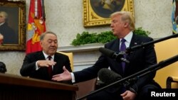 Президенттер  Дональд Трамп менен  Нурсултан Назарбаевдин кездешүүсү. Вашингтон, 16-январь, 2018-жыл. 