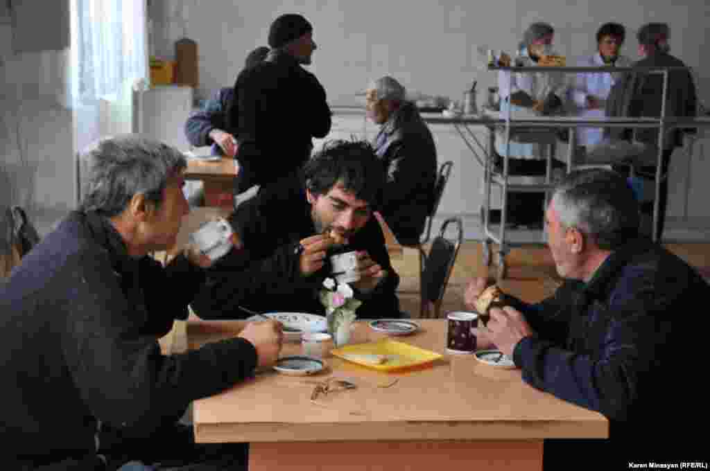 Armenia -- Homeless people in one of Yerevan's shelters, Yerevan, 13Dec2012