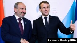 Ֆրանսիայի նախագահի և Հայաստանի վարչապետի հանդիպումներից, արխիվ