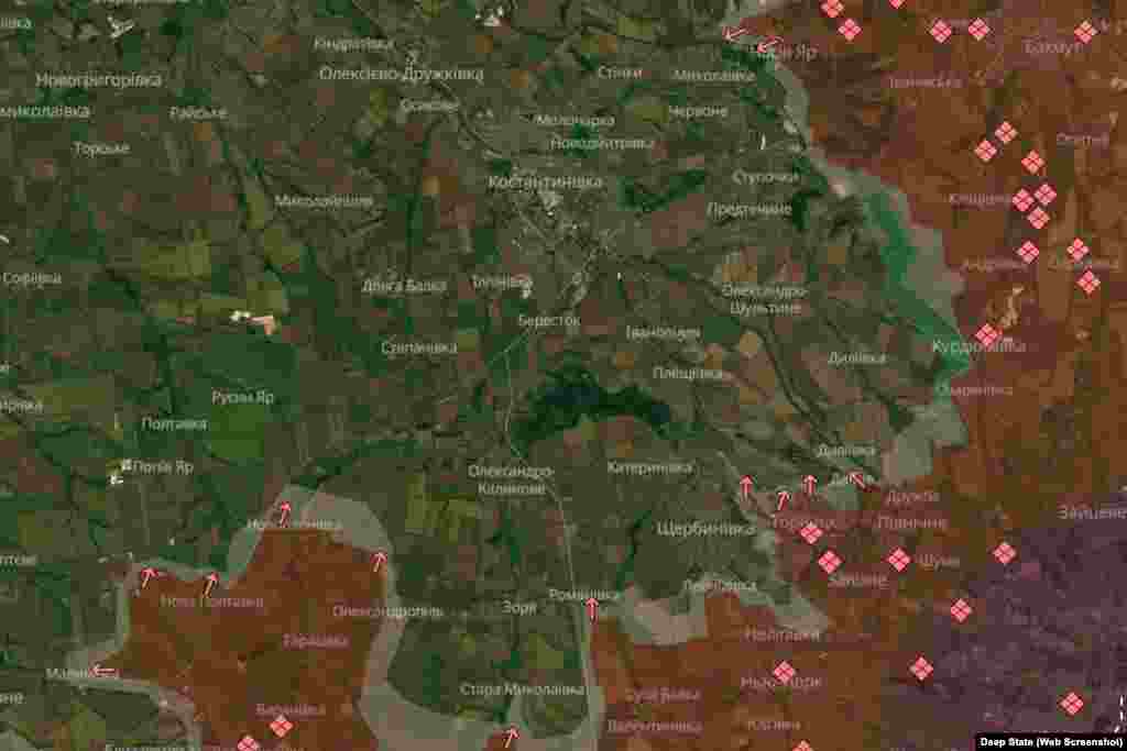 9 травня DeepState заявив про «провал оборони в районі стику Покровського та Торецького відтинків», на тлі чого «все більше уваги привертає Костянтинівка, яку ворог чим далі, тим більше знищує фізично». Костянтинівка залишається крайньою південною точкою укріпленої лінії на Донбасі. У разі її втрати агресору відкриється шлях на Дружківку, Краматорськ і Слов’янськ, кажуть експерти