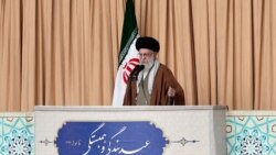 واکنش علی خامنه‌ای به هشدار ترامپ دربارهٔ «بمباران» ایران