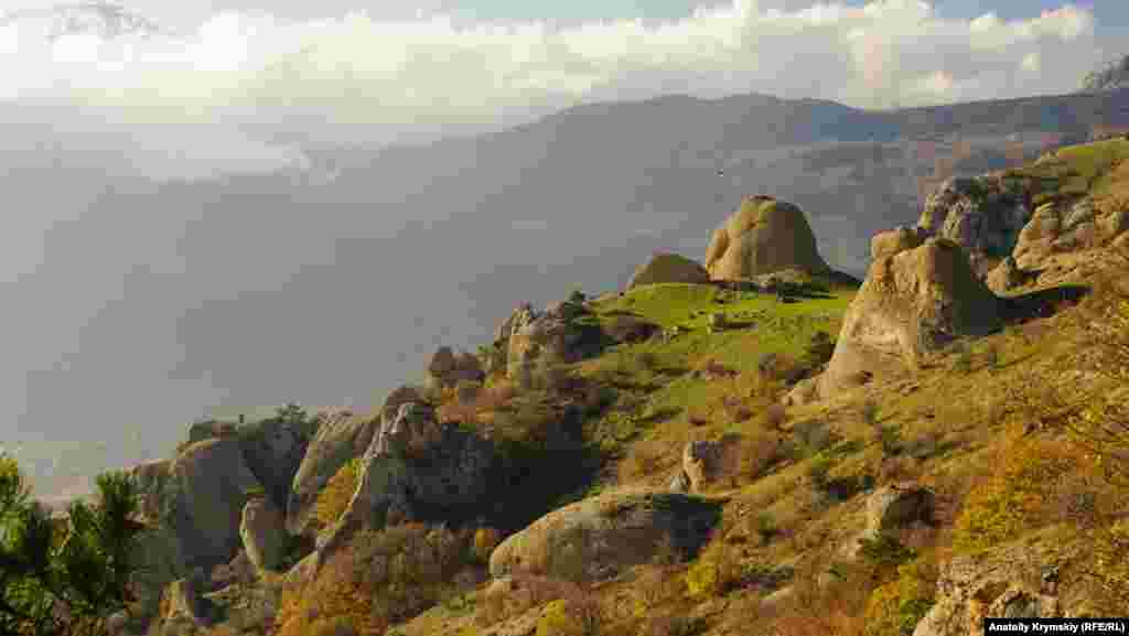 &quot;Hayaletler vadiysi&quot; aqşam küneşi nurlarında