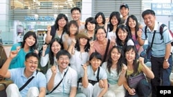 گروه مبلغان مسیحی کره جنوبی قبل از عزیمت به افغانستان