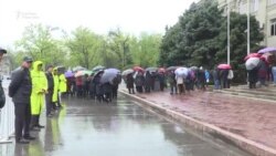 Торговцы Ошского рынка вышли на митинг