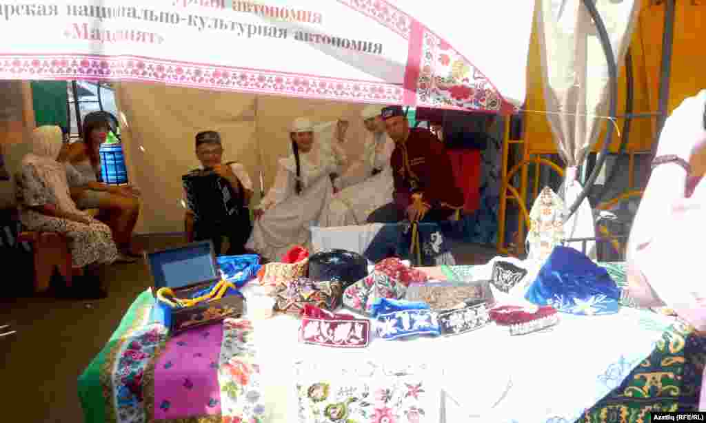 Бәйрәмдә татар күргәзмәсе