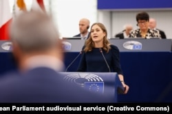 Міністерка з європейських справ Данії Марі Б’єрре під час дебатів у Європарламенті щодо порушень Росією повітряного простору ЄС. Страсбург, Франція, 8 жовтня 2025 року
