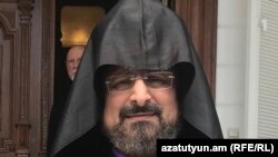 Епископ Саак Машалян
