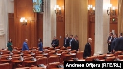 Primii parlamentari ajunși la Camera Deputaților sunt cei de la POT.