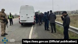 За повідомленням спецслужби, вони хотіли дестабілізувати ситуацію і створити «картинку для росЗМІ»