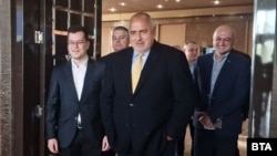 Бойко Борисов по време на посещението си в Разград, където присъства на регионална академия на младежката организация на ГЕРБ, 25 октомври 2025 г.