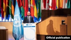 Armenian foreign minister Ararat Mirzoyan in Paris, November 11, 2021
