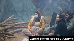 Belarus - Polşa serhediniň golaýyndaky Hrodna sebitindäki migrant lageri