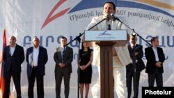 Armenia - Prosperous Armenia Party leader Gagik Tsarukian addresses an election campaign rally in Yerevan, 2May2013.