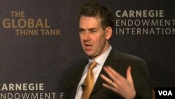 Томас де Ваал