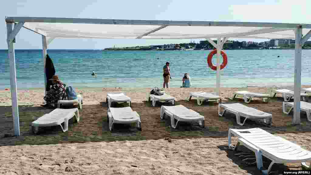 Küneş çıqqanınen, yalığa adamlar da kelip başladı