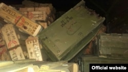 Знайдене у затриманому «КамАЗі» (фото прикордонної служби)