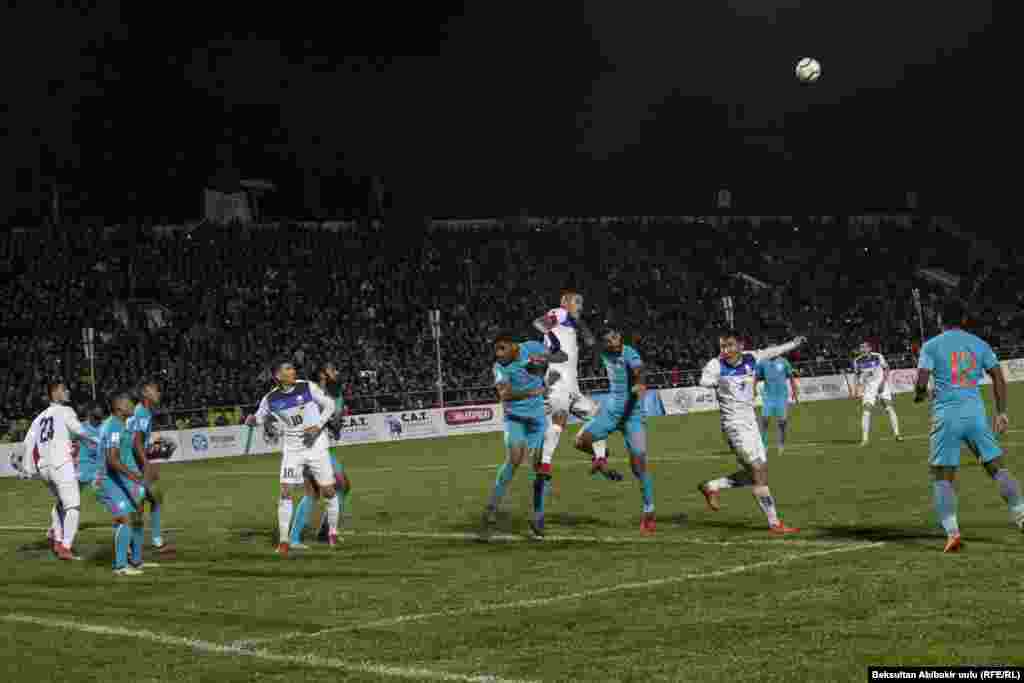 Кыргызстандын курама командасы 22-мартта Мьянманын футболчуларын 5:1 эсебинде утуп, Азия чемпионатына алгач ирет жолдомо алган. &nbsp;