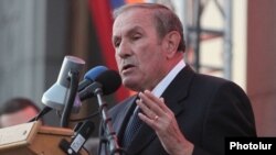 Первый президент Армении,Левон Тер-Петросян (архив)