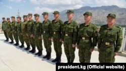 Сүрөттүн окуяга тиешеси жок. Иллюстрациялык сүрөт.