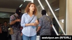 Дочь Ашота Петросяна в больнице, Ереван, 26 июля 2016 г.