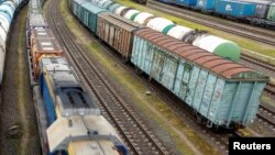 Стверджується, що машиніст одного з поїздів вчасно помітив пошкодження на коліях, завдяки чому сходження вагонів вдалося уникнути (фото ілюстраційне)