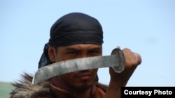 Кадр из фильма Сергея Тарасова "За белым облаком".