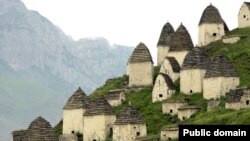 Взять все хорошее, что было в прошлом, и добавить прогрессивные современные идеи